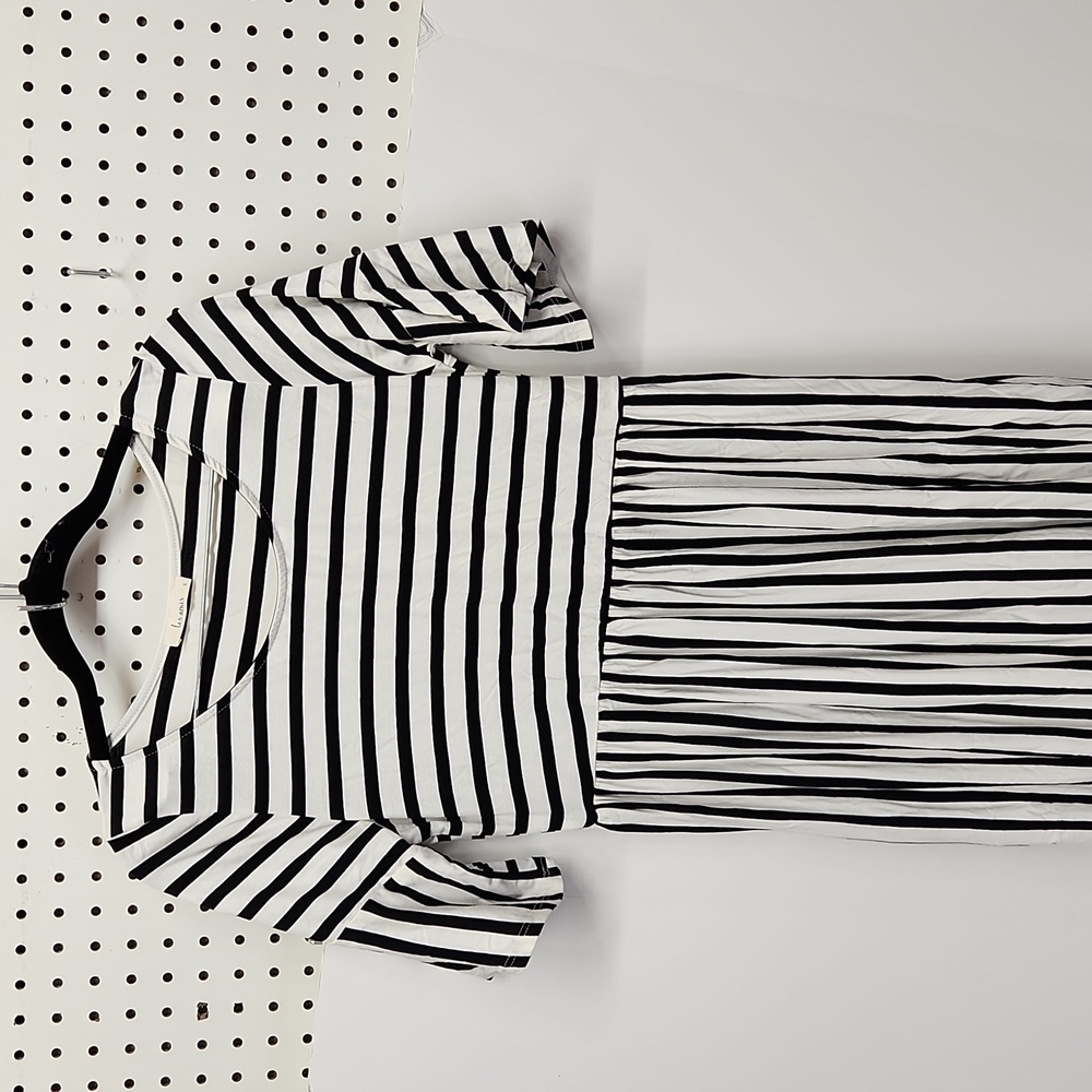 LES Amis Dress NWOT Size Small